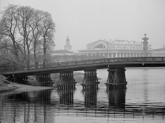 Kronverksky Bridge. Kronverkskaya Embankment